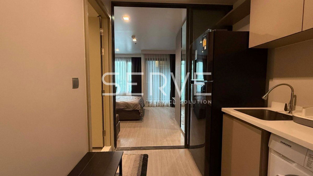 picture 1 Bed Super High Fl. 40+  Good Location Next to BTS  Ha Yaek Lat Phrao  10 m. &  MRT Phahon Yothin 500 m @    Life Ladprao - 6/8