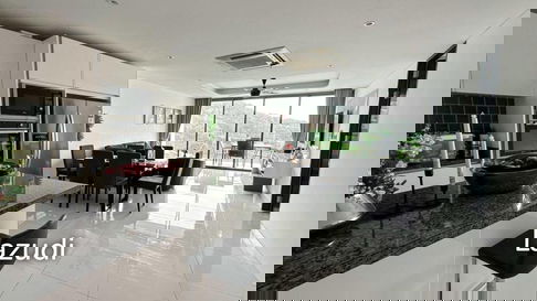 3-Bedroom Penthouse for Sale at Twin Sands in Patong