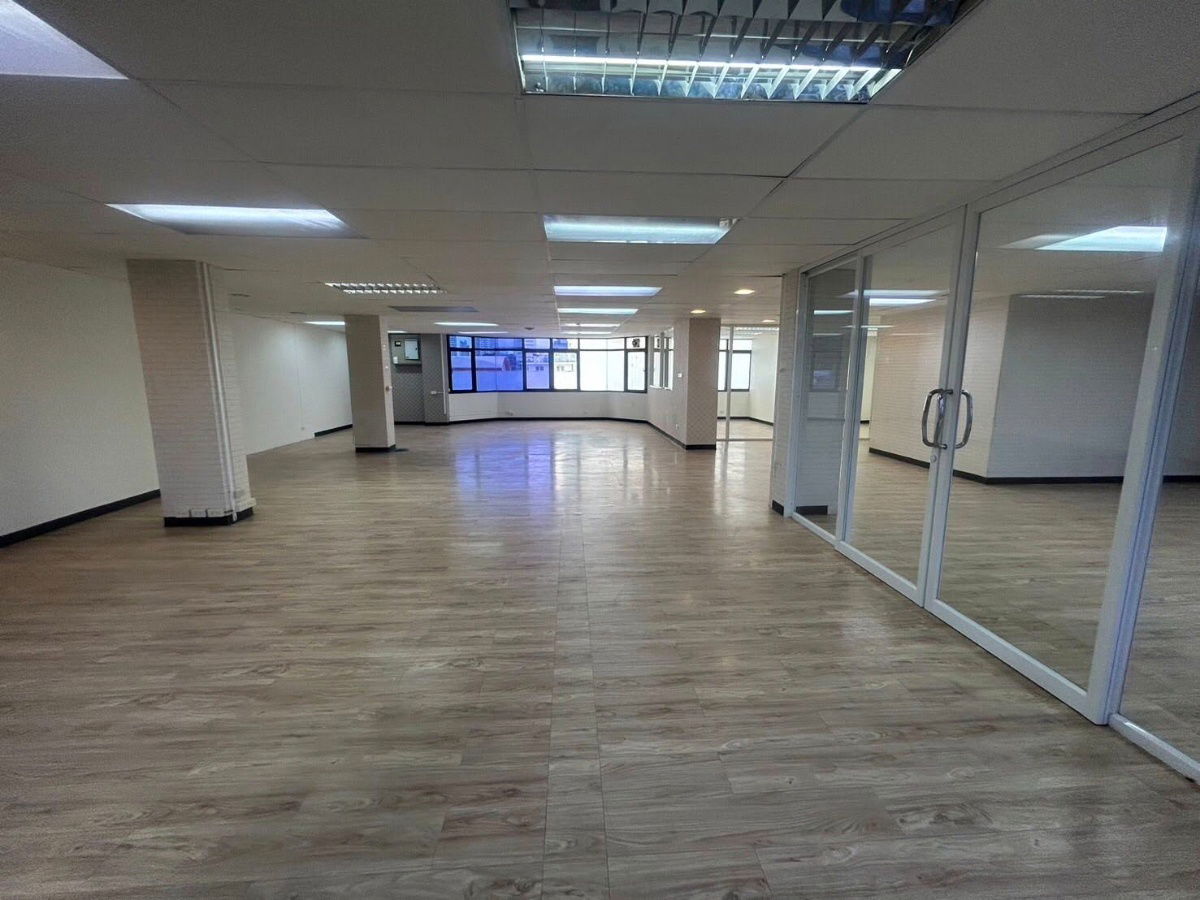 picture 🏢 Office for rent – ​​in the heart of Sathorn, near BTS Saint Louis, 400 baht per sq m. Property code: RS1814 - 4/13