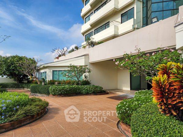 picture 2-BR Condo at Thew River Place Condominium near MRT Sirindhorn (ID 2006241) - 15/18