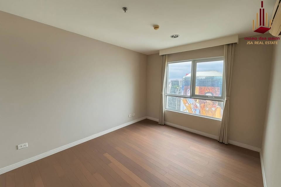 picture ✨ For Sale: Belle Grand Rama 9 Condo ✨    💰 Only 10,990,000 THB - 5/5
