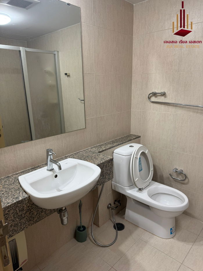picture ✨ For Rent: The Clover Thonglor Condo ✨  💰 Only 18,000 THB/month - 4/4