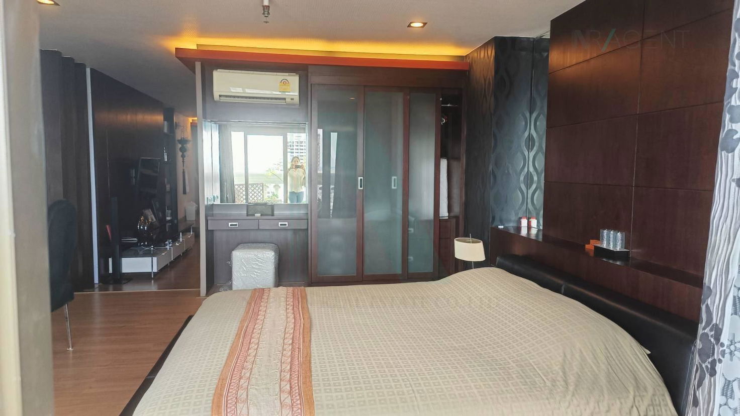 picture 🔺 For Rent Condo STATE TOWER Building 1, Floor 39,1 bed room, Room size 68 sqm - 2/8