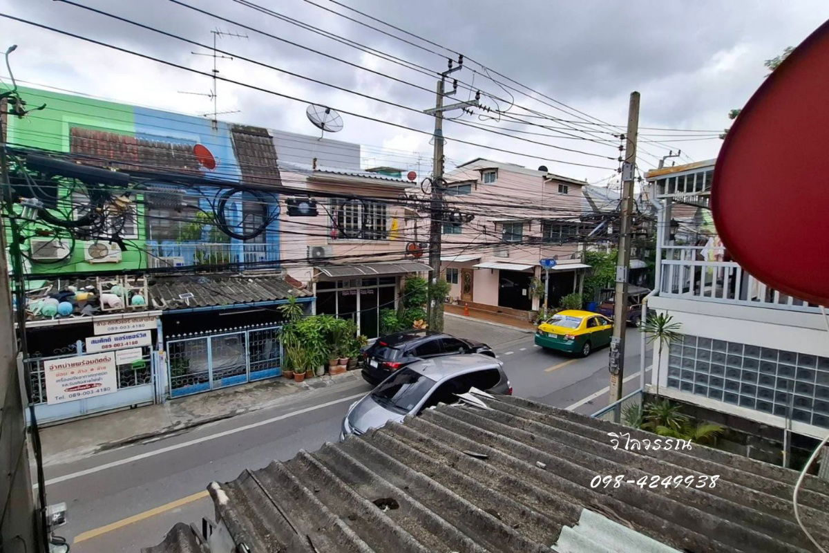 รูป ขาย ทาวน์เฮ้าส์ 2 ชั้น ขนาด 16 ตร.ว. ซอย นิรันดร์วิลล่า ซอยพึ่งมี 50 ในซอยสุขุมวิท 93 ใกล้ BTS บางจาก  - รูปที่ 10/10