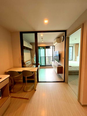 Condos for rent : 💥ST-4045💥Life Ladprao 👉Line : @primahome