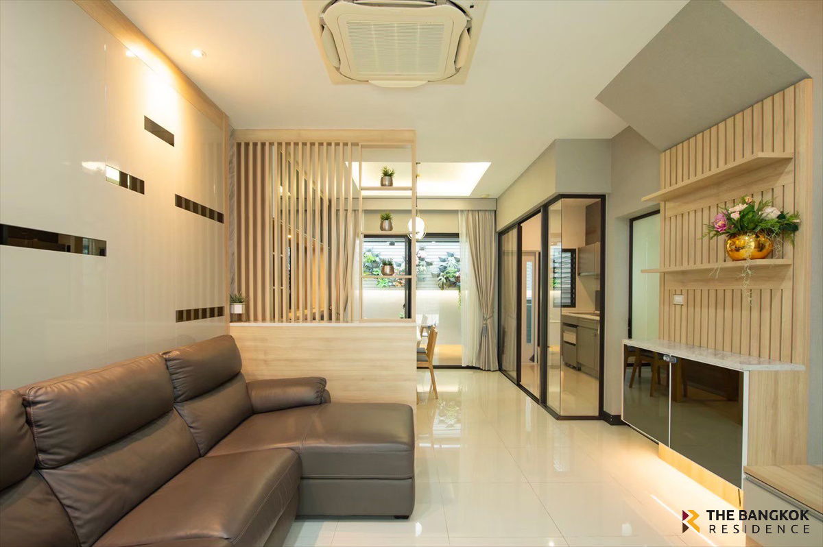 รูป The Landmark Ekamai-Ramindra 🏡 ทาวน์โฮม 3 ชั้น ฟังก์ชันครบ พร้อมอยู่ 💖 - รูปที่ 2/17