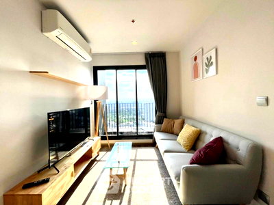 Condos for rent : 37th-Floor 2-BR Life Ladprao Valley, 100m To BTS Ha Yaek Lat Phrao (ID 2310776)