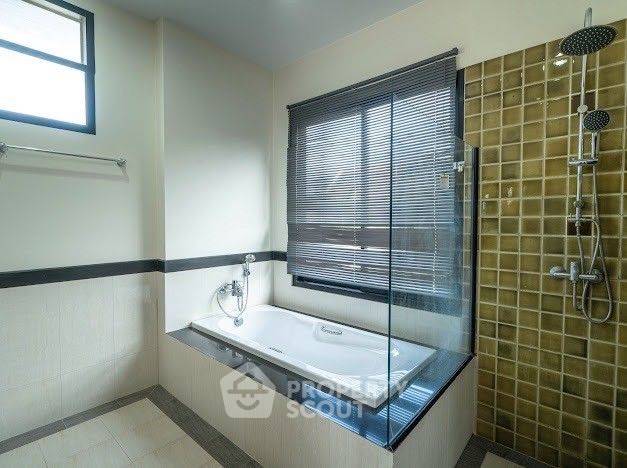picture 3-BR Villa close to Chalong (ID 2312249) - 8/30