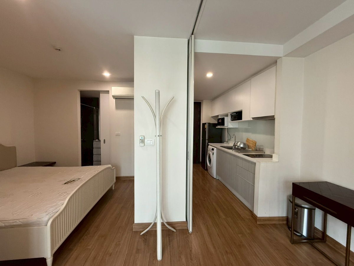 รูป ให้เช่า นิมมานา คอนโดมิเนียม วิวสระ ห้องสวย เพียง 19000 บาทต่อเดือน   โทร (0955752068 คุณชมพู) - รูปที่ 6/14