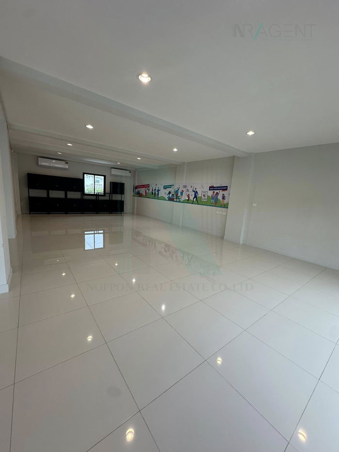 picture 📌 For Rent 4-storyHome office THE MASTER BTS ONNUT-PATTANAKARN - 2/8