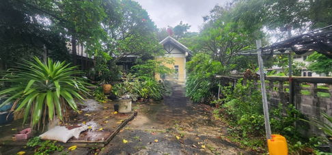 For Sale: House with Land in Soi Tiwanon 18 — 219 Square Wah, Excellent Location, Ideal for Residential Living