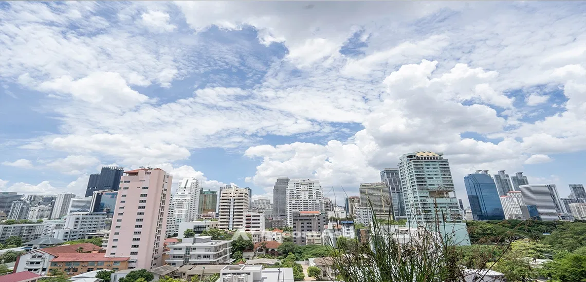 picture 🔼🔽 AccomA 📩  4 BR Condominium @Crystal Garden (1520765) - 5/12