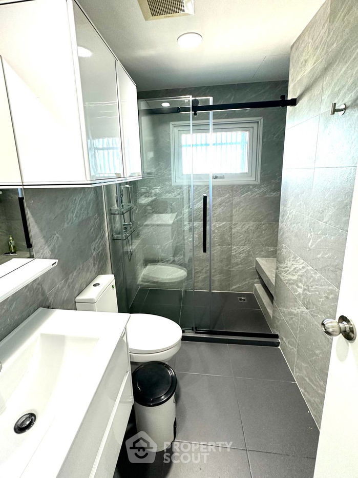 picture Luxuries 2-BR Condo at Centric Sea Pattaya (ID 1169623) - 9/12