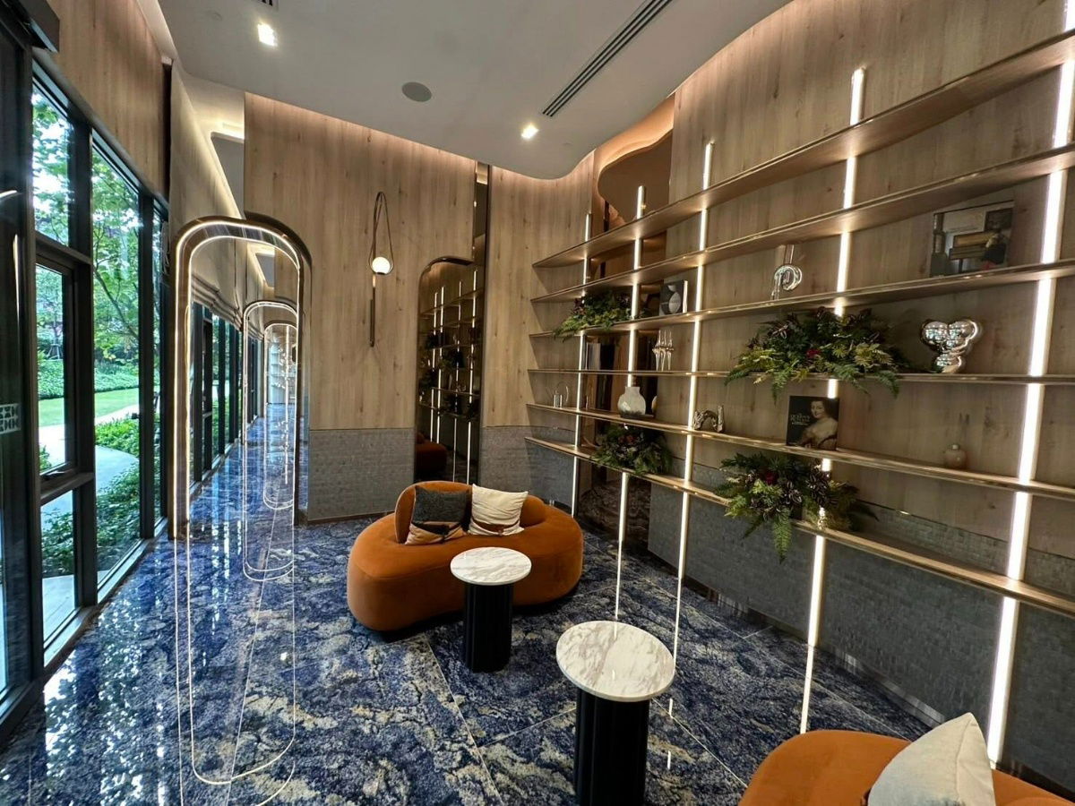 picture PFD-06004 Condo for Rent:  Life Asoke-Rama4 Schedule a viewing ■ Line: @propertyfinder	 - 10/11