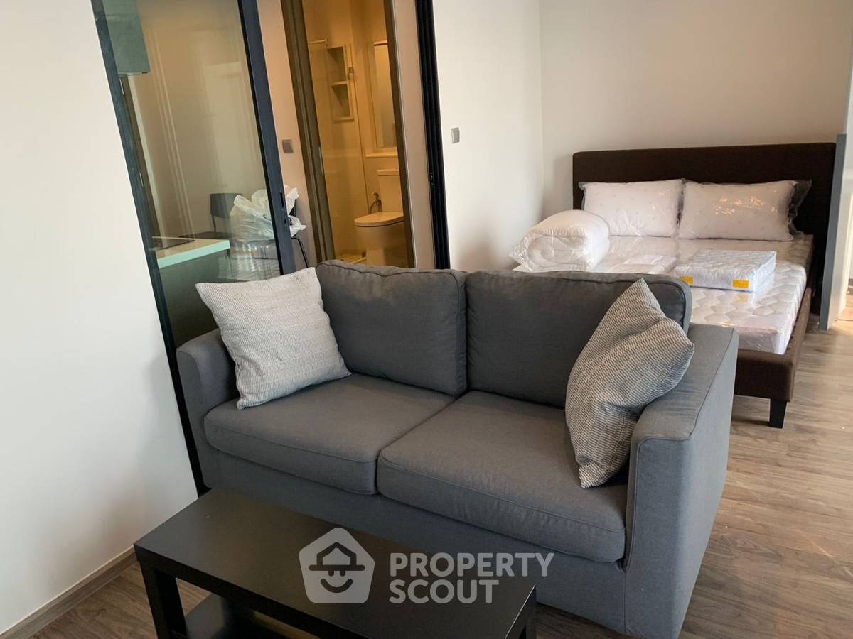 picture 1-BR Condo at Life Ladprao Valley near BTS Ha Yaek Lat Phrao (ID 994240) - 8/13