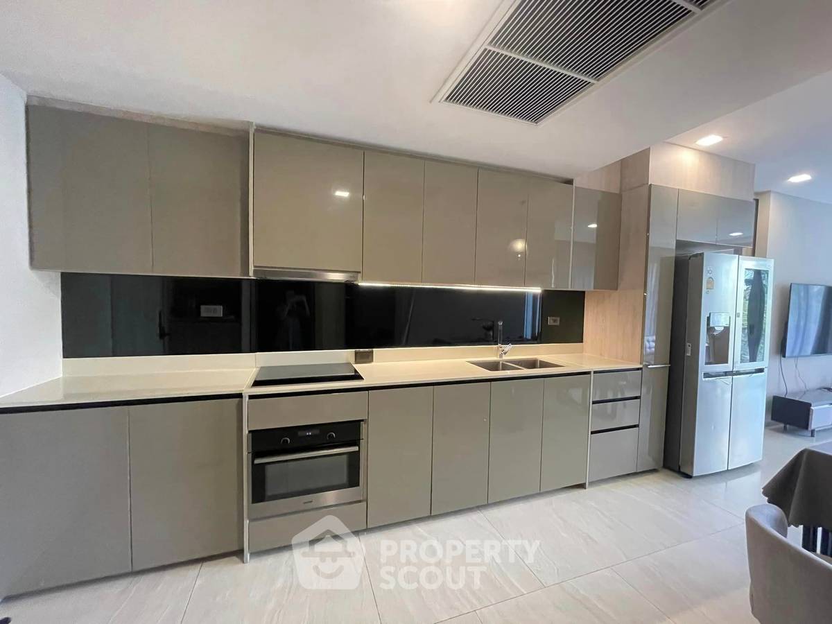 รูป คอนโด 2-ห้องนอน ที่ ฟินน์ สุขุมวิท 31 ใกล้ MRT สุขุมวิท (ID 1007458) - รูปที่ 8/13