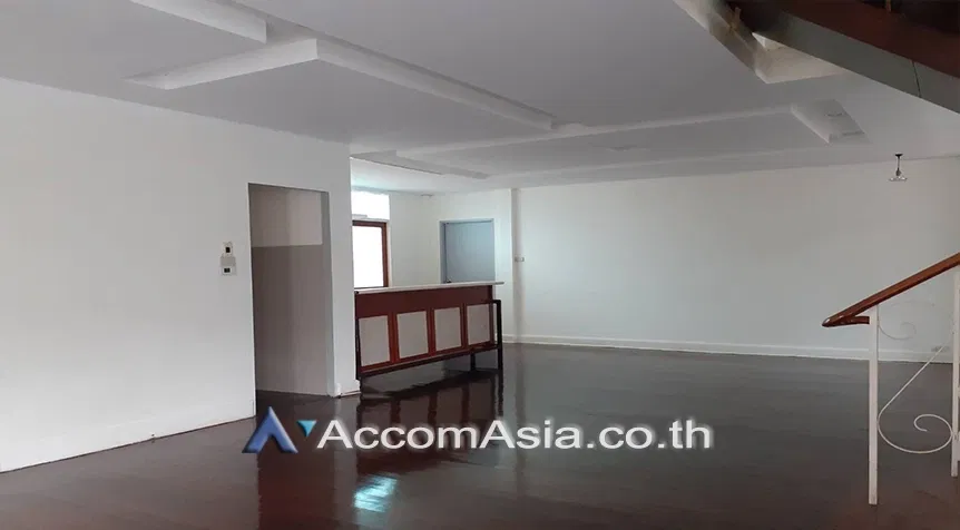 รูป 🔼🔽 AccomA 📩 Pet friendly,Home Office 3 BR House in Khwaeng Sam Sen Nai (1713493) - รูปที่ 8/11