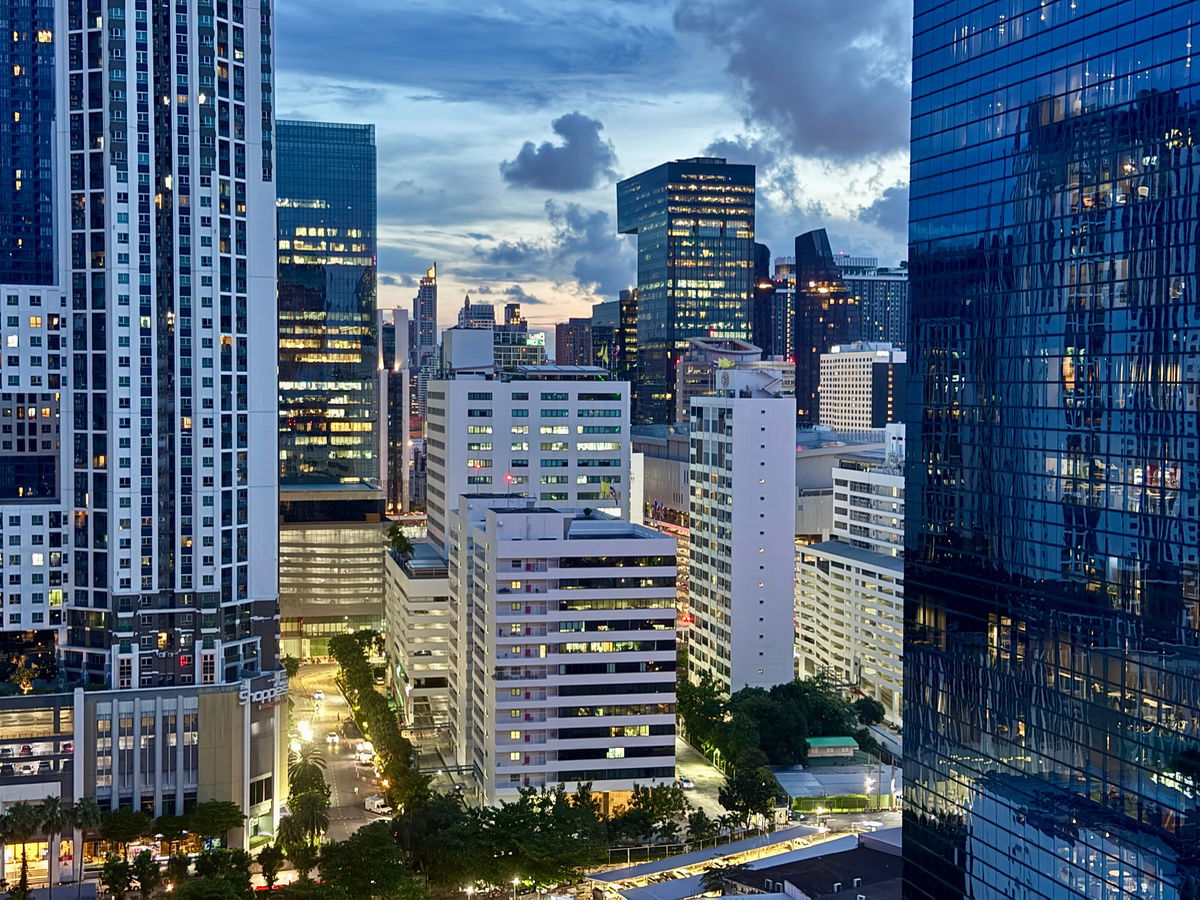 picture Noble Revolve Ratchada 2  MRT Thailand Cultural Center  53 m2 - 1/17