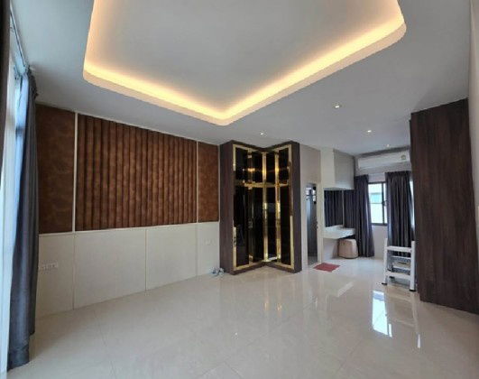 picture for rent Home Office Ekamai Ramintra 40 - 8/10