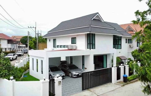 For rent pool villa Pattaya Pronprapanimit 18