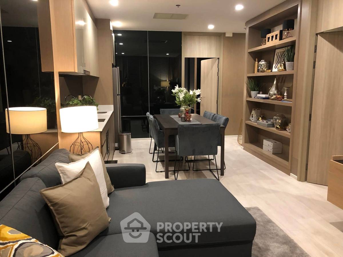 picture 2-BR Condo at Noble Ploenchit near BTS Phloen Chit (ID 2047462) - 2/9