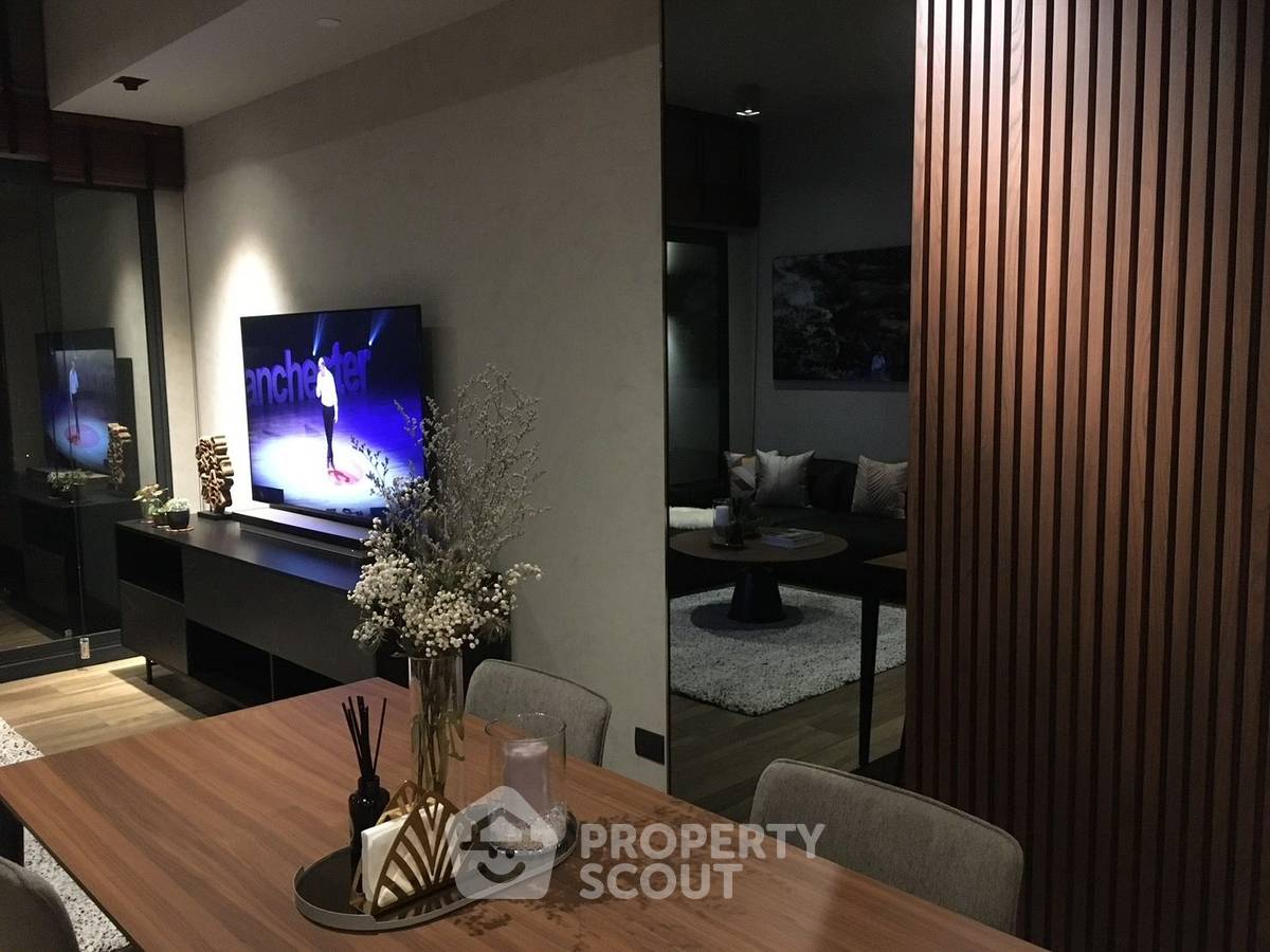 picture 2-BR Condo at The Lofts Asoke near MRT Phetchaburi (ID 1922906) - 4/14