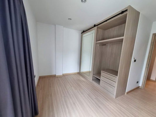 picture FOR RENT HAUS CLOVER RATCHAPHRUEK - CHAENGWATTANA / 4 bedrooms 3 bathrooms / 25 Sqw. 180 Sqm. **25,000** CLOSE TO ROBINSON LIFESTYLE RATCHAPHRUEK - 9/14