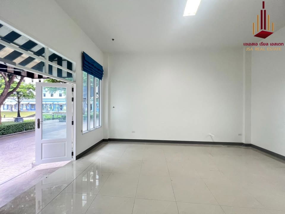 picture ✨ For Sale: Chapter One Modern Dutch Condo ✨    💰 Only 2,490,000 THB - 3/5