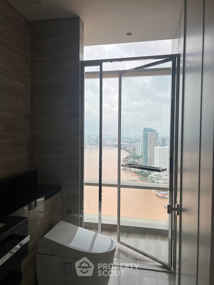 picture 2-BR Condo at Four Seasons Private Residences Bangkok near BTS Saphan Taksin (ID 2309685) - 14/14