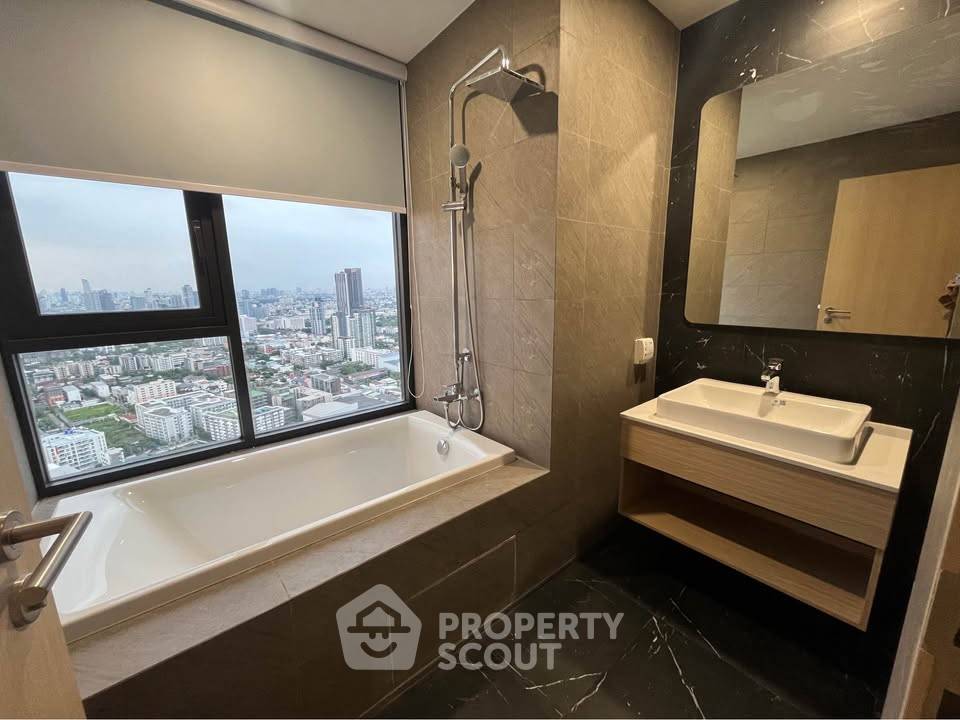 picture 2-BR Condo at Skyrise Avenue Sukhumvit 64 near BTS Punnawithi (ID 2312363) - 3/18