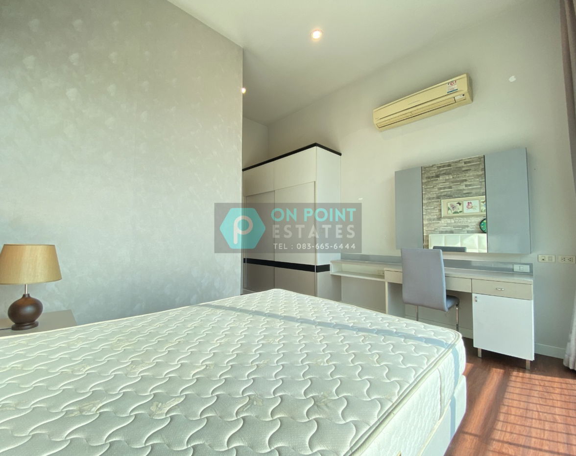 picture Penthouse 3 Bedrooms 2 Bathrooms for Rent - 14/15