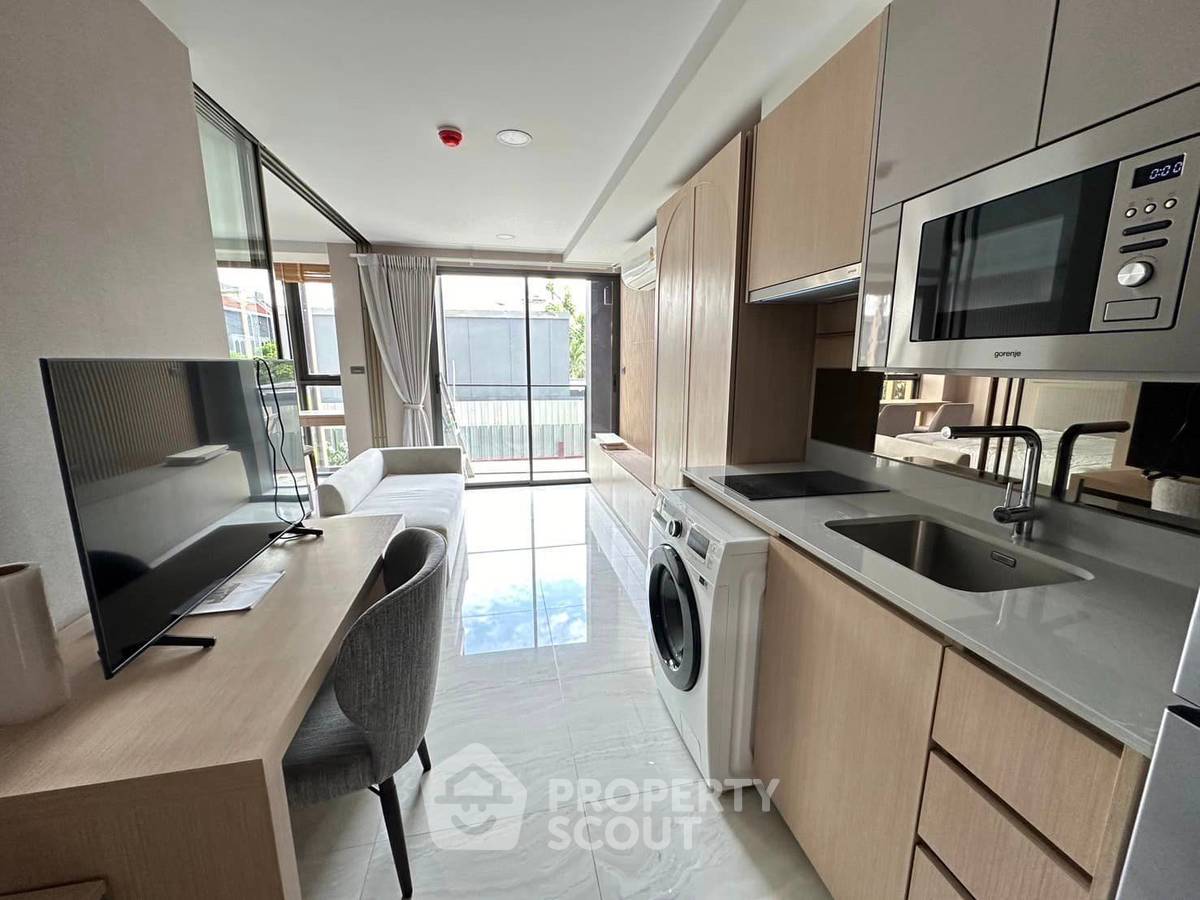 picture 1-BR Condo at Walden Asoke near MRT Sukhumvit (ID 1942516) - 4/7