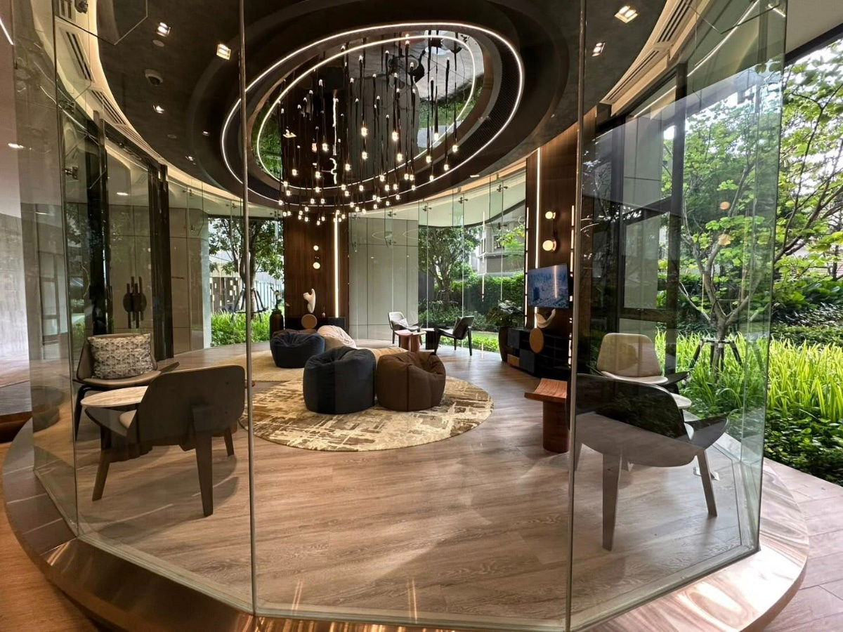 picture PFD-06004 Condo for Rent:  Life Asoke-Rama4 Schedule a viewing ■ Line: @propertyfinder	 - 9/11
