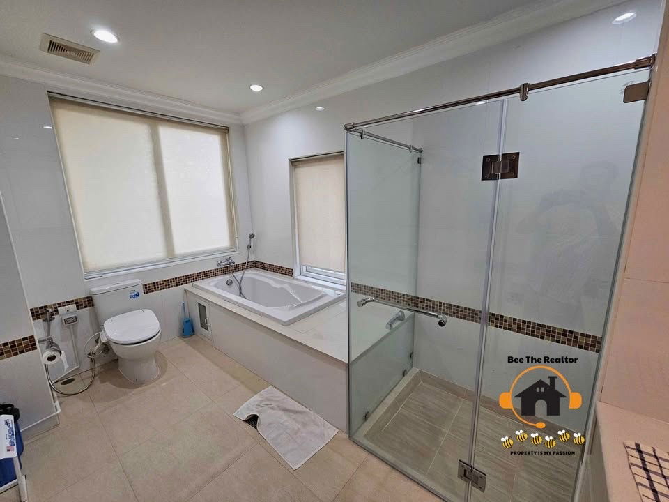 รูป ให้เช่า คอนโด ขนาด 2 ห้องนอน 120 ตรม. พัทยากลาง - รูปที่ 9/17