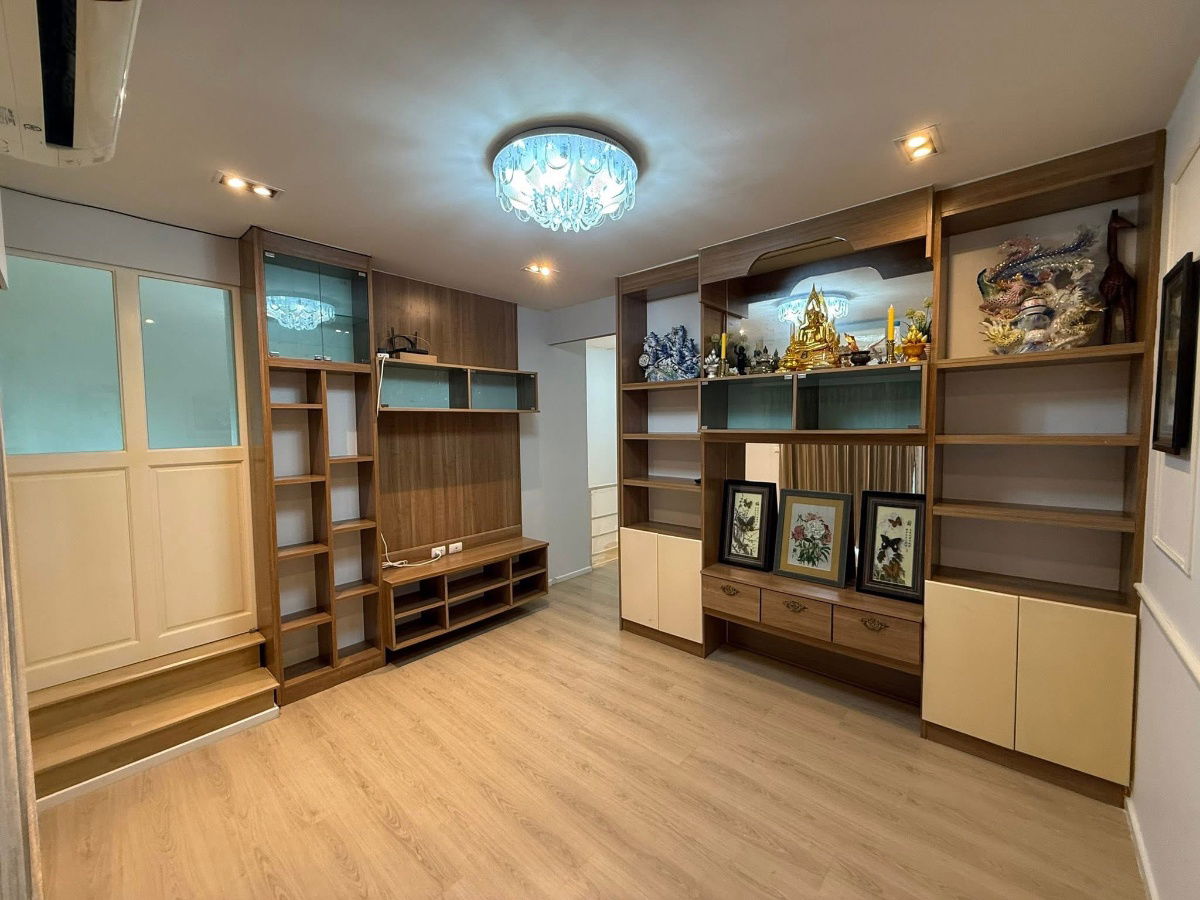 picture #R6438 🎉 170968 House for rent Baan Klang Muang Sukhumvit 77-On Nut 17  - 10/18