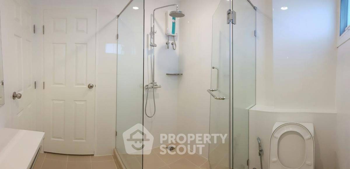 picture 1-BR Condo at Boat House Hua Hin close to The Venezia (ID 1069312) - 8/10