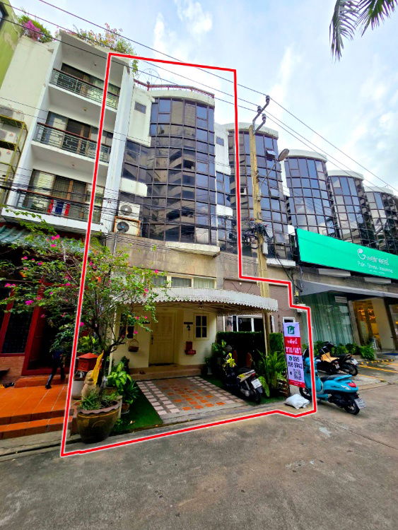 รูป อาคารพาณิชย์ 4 ชั้นครึ่ง ใจกลางกรุงเทพ (...ลด 4 ล้าน...) Supalai Place Sukhumvit 39 - รูปที่ 2/31