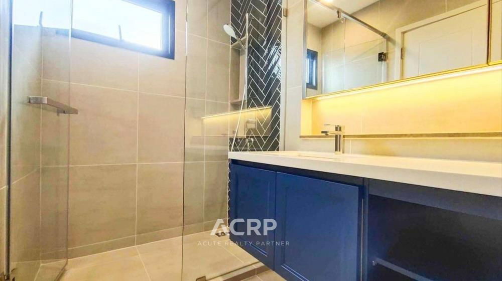 picture Two-story corner house for rent in Setthasiri Village, Seri Thai. Good location. Fully furnished. - 4/9