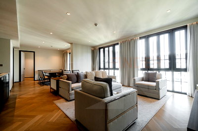 คอนโดให้เช่า : The Reserve Sukhumvit 61 2 bedrooms, for rent