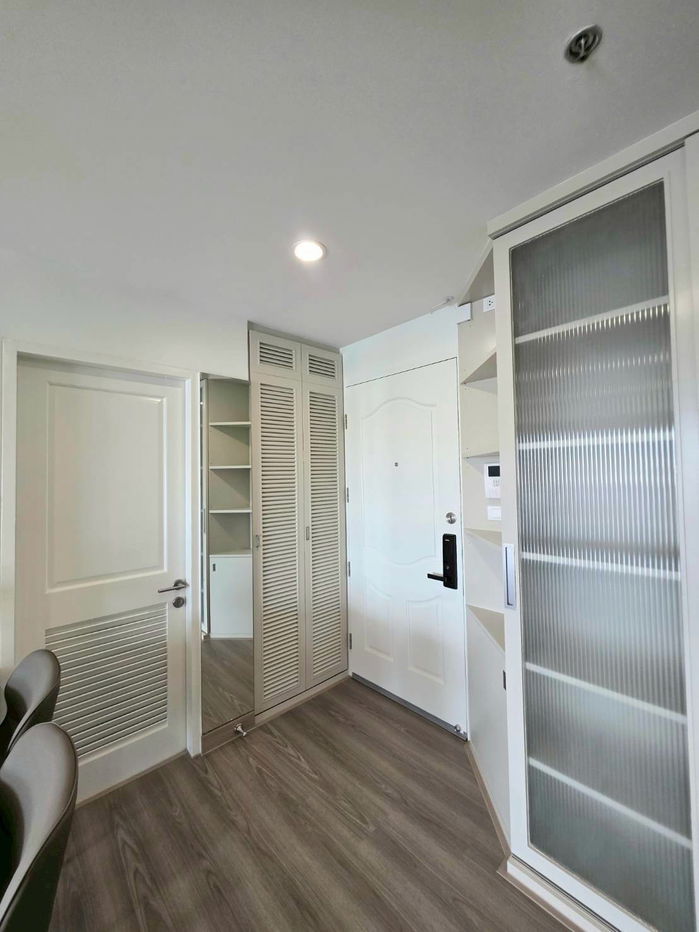 picture 🎯 🎯 Free with a very wide room, airy, good location in the center of Serene Place Sukhumvit 24 - 4/12
