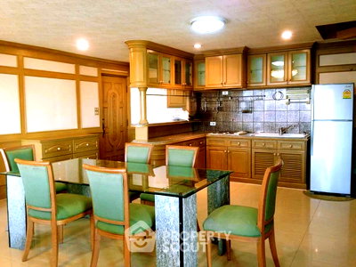 ขายคอนโด : คอนโด 2-ห้องนอน ที่ วิภาวดี สวีท ใกล้ MRT ลาดพร้าว (ID 530836)