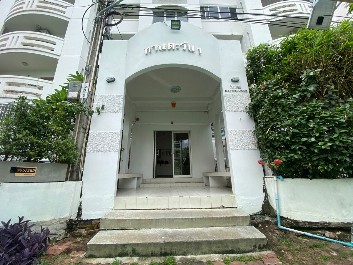 รูป **บ้านสวนธนคอนโดให้เช่า** ซอย3 ชั้น4 มีลิฟท์ เดินใกล้ ซอยตันไม่ลึก ไม่มีตึกบัง อยู่ใกล้ มจธ. บางมด พุทธบูชา47 มีที่จอดรถ - รูปที่ 44/54