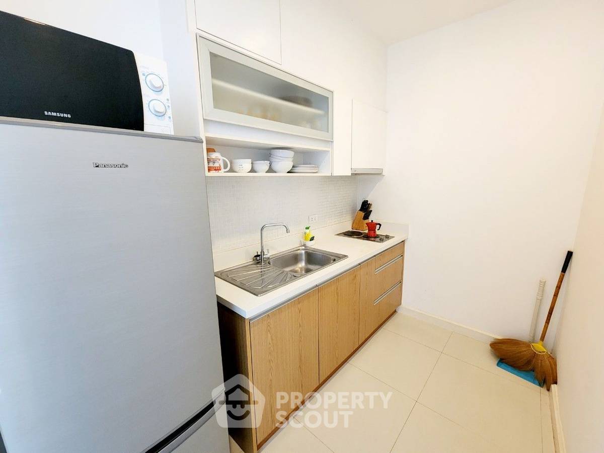 picture 2-BR Condo at The Seacraze Condominium Hua Hin close to Khao Takiab beach (ID 1232761) - 9/10
