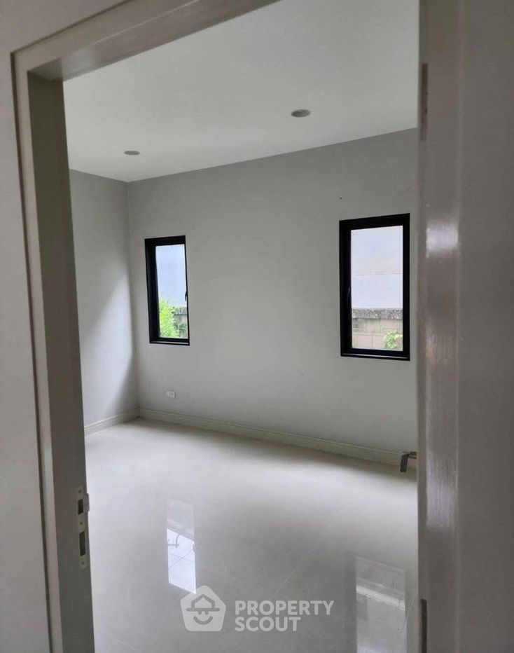 รูป บ้าน 3-ห้องนอน ที่ เศรษฐสิริ จรัญฯ-ปิ่นเกล้า ใน บางขุนศรี (ID 2312033) - รูปที่ 9/17