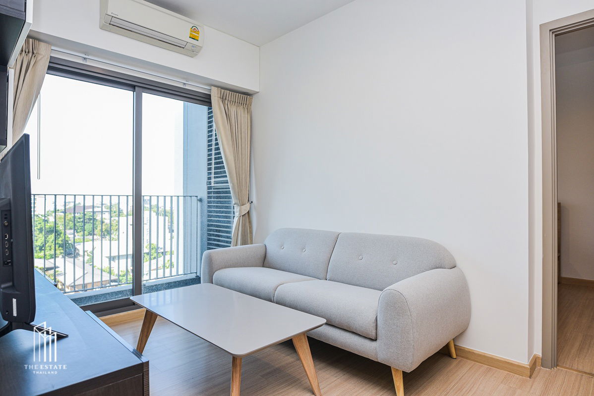 picture Whizdom Connect for rent, spacious 42.5 sq.m. unit with garden and green space views, open and airy, more spacious than average units. @ 22,000 baht - 5/7