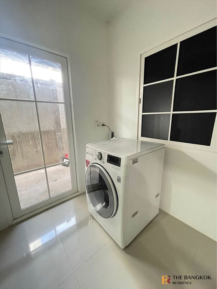 picture Grandio Ladprao-Kaset Nawamin 🏡 Spacious 2-Storey Detached House, Fully Furnished, Prime Residential Location - 12/16