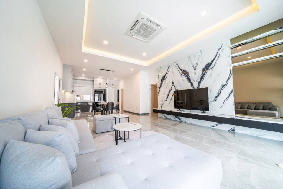 picture Selling pool villa Ekmongkol 1 Pattaya 12.95 Million - 14/15