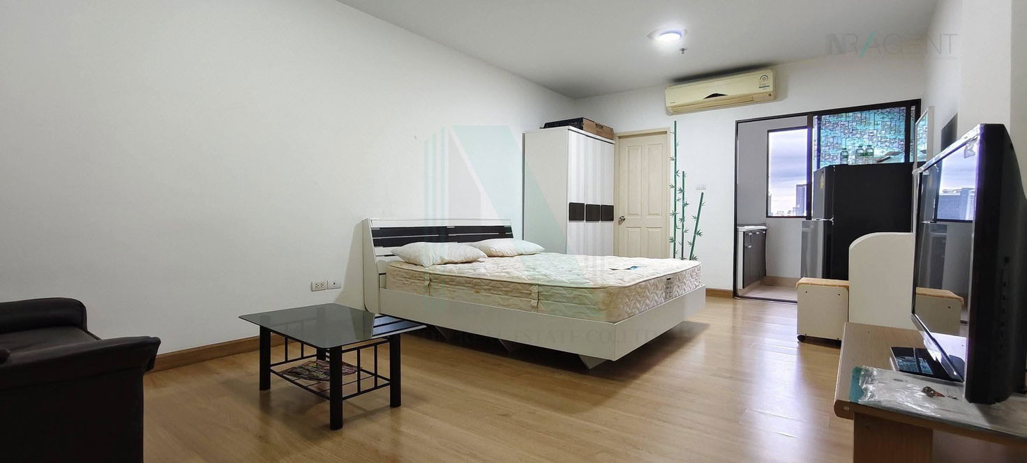 picture 🚩 For Rent Condo SUPALAI CITY RESORT RAMKHAMHAENG Building B, Floor 8,1 bed room, Room size 32 sqm - 1/8