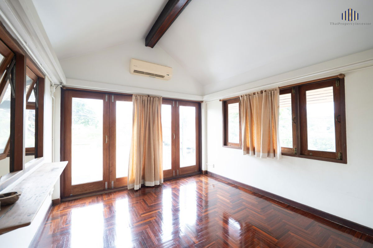 picture Super Artistic! Rare Item! A Truly Unique Home!! For Sale: 2-Storey Detached House, 38 Sq.wah, Fully Furnished – Soi Sanguansuk, Rama V Road - 20/25
