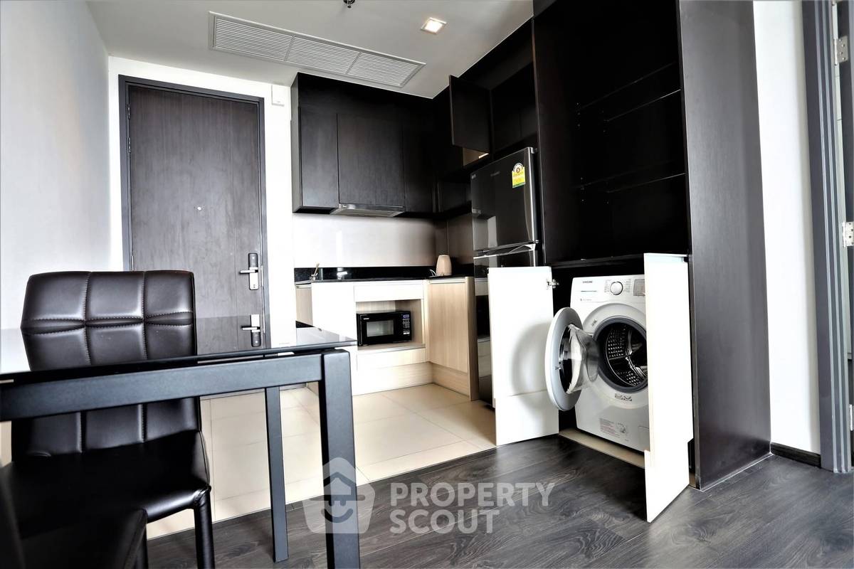 picture 1-BR Condo at The Edge Sukhumvit 23 near MRT Sukhumvit (ID 2304230) - 3/10